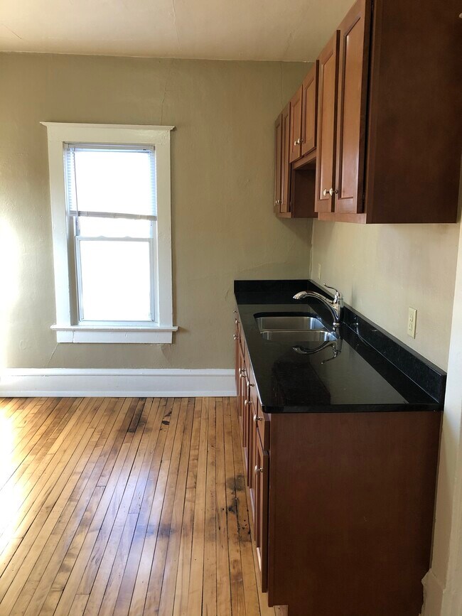 1749 Wordsworth Ave, Saint Paul, MN 55116 1749 Wordsworth Ave Saint