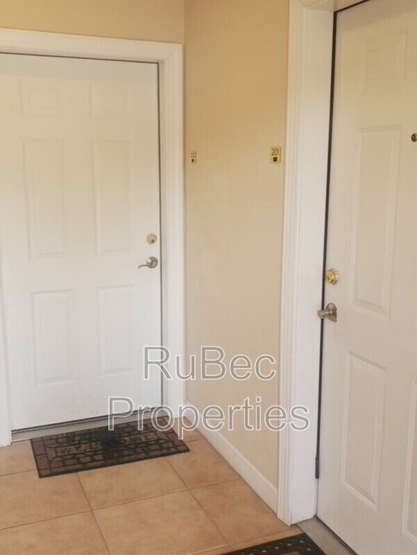 Foto del edificio - 1931 J N Pease Pl