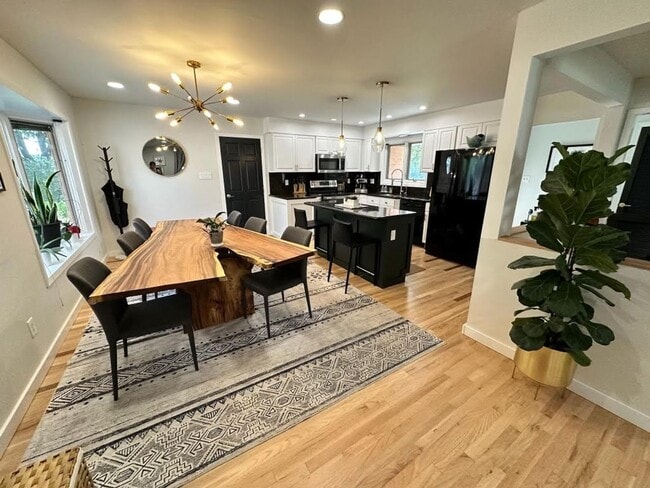 Photo - Beautiful 5 Bedroom Ranch in Virginia Vale House