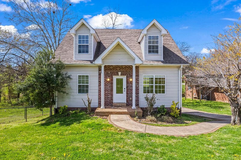 Photo - 3062 Quail Ct (Greenbrier, TN)