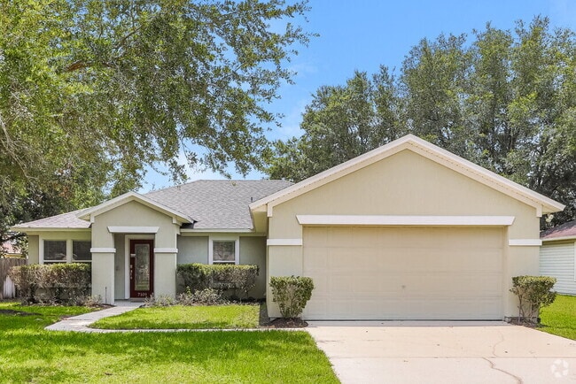 Building Photo - 7109 Beekman Lake Dr