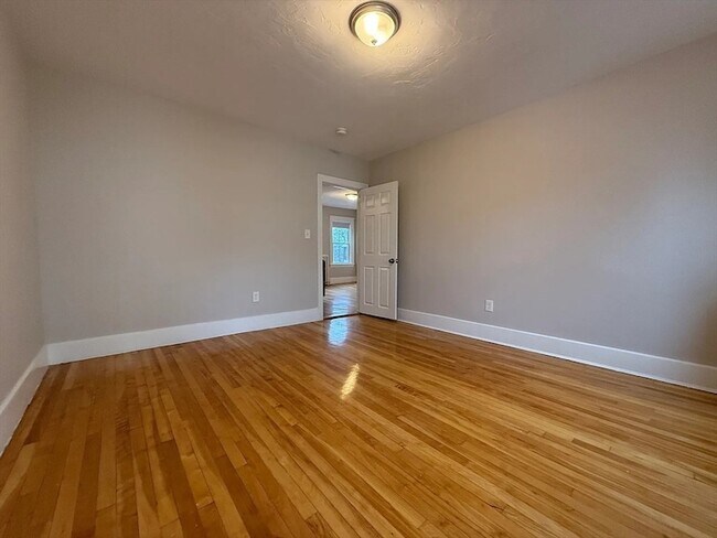 Foto del edificio - 1301 Main St