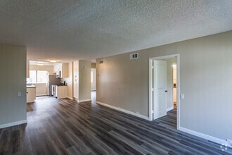 2 BR, 2 BA - 1079 SF - Alta Cima