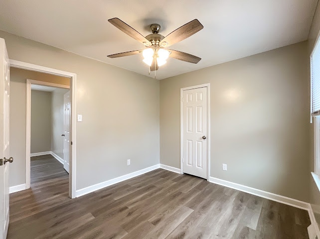 Building Photo - 3201 Spring Valley Dr