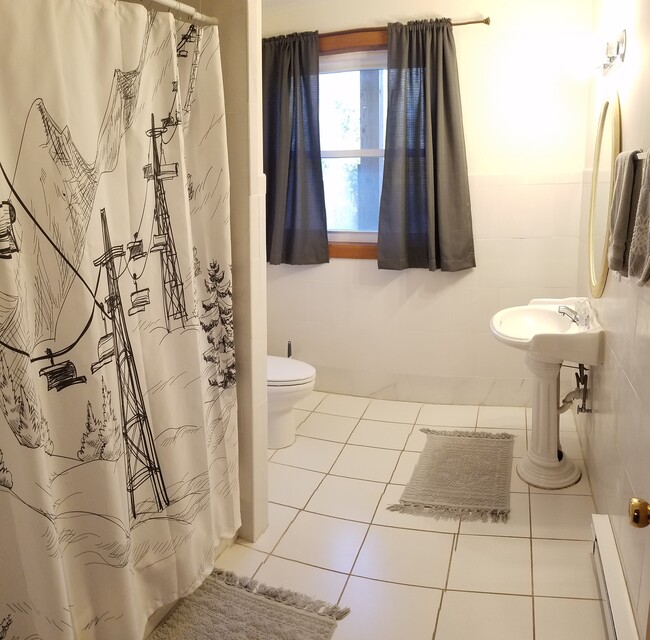 Bathroom 2 - 94 Brookside Dr