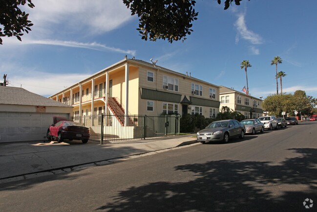 Park Cherokee Apartments Los Angeles Ca Building Photo Park Cherokee Apartments
