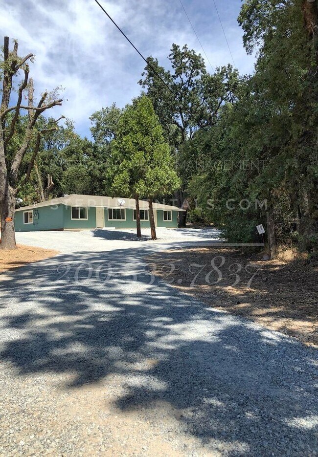 Building Photo - 20396 N Sunshine Rd