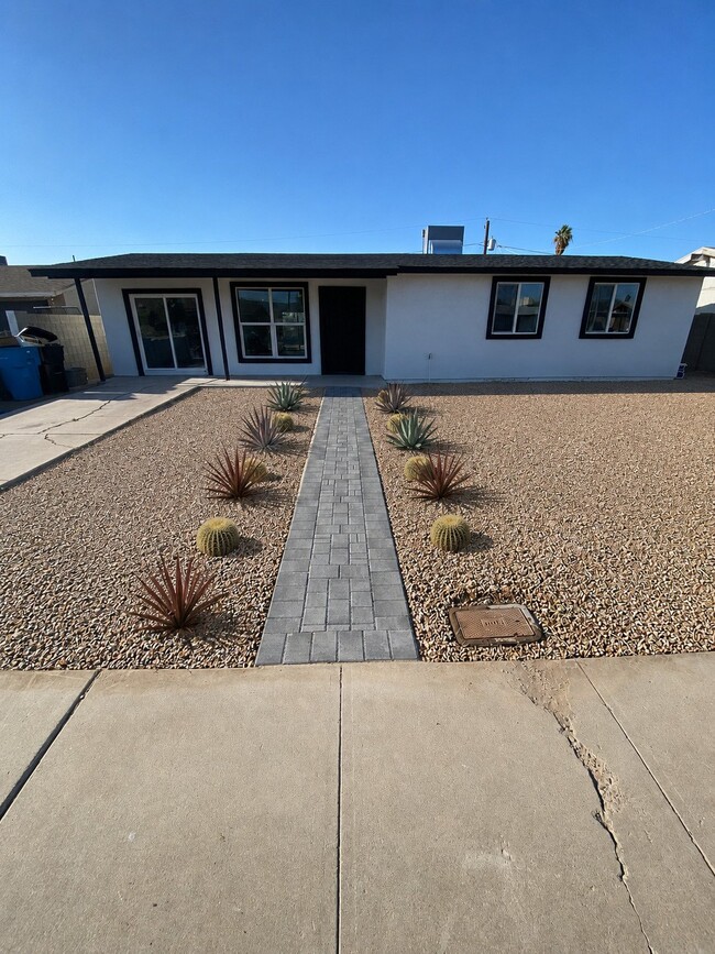 Photo - 2240 E Atlanta Ave (Phoenix, AZ) House