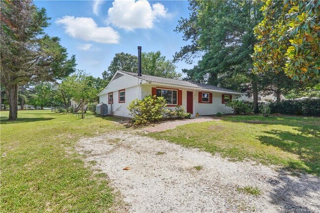 Foto del edificio - 3127 N Riverside Dr