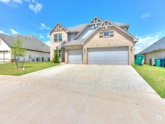 Building Photo - 14525 Rochefort Ln