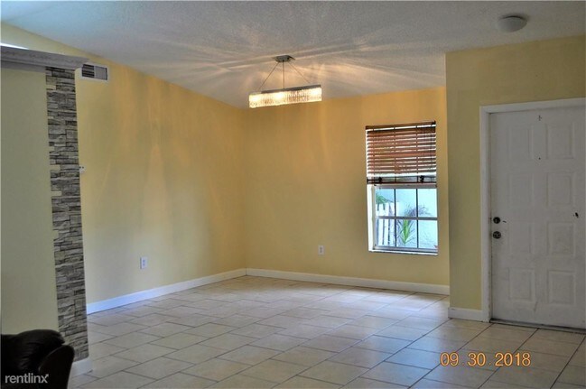 Foto del edificio - 3 br, 2 bath House - 810 Cumberland Ter