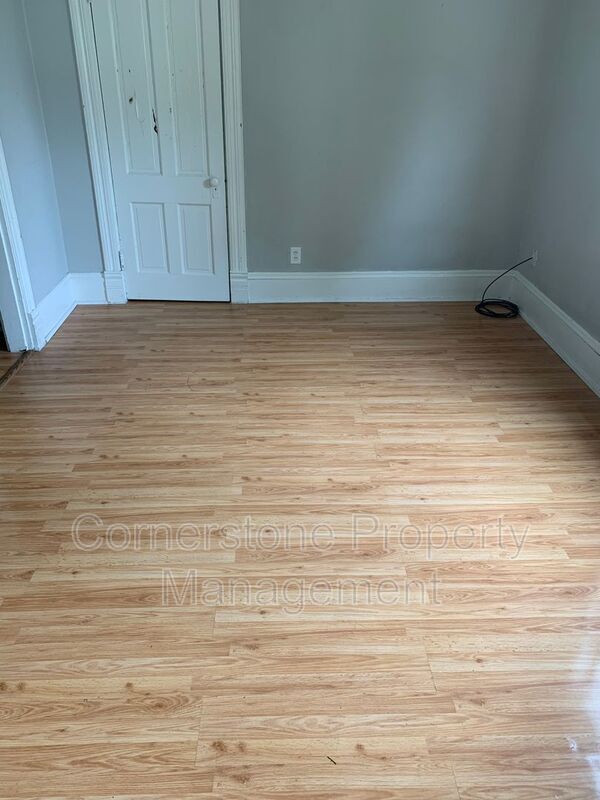 Foto principal - 1326 3rd Ave S