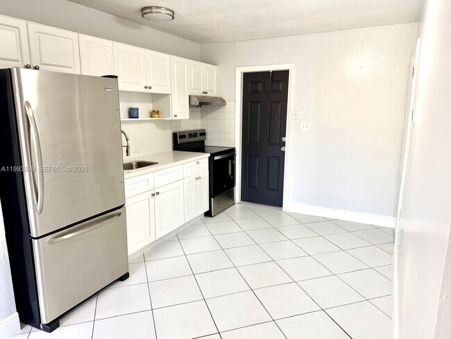 Foto del edificio - 1454 SW 33rd St