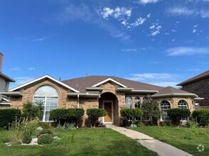 Building Photo - 1304 Rosewood Ln