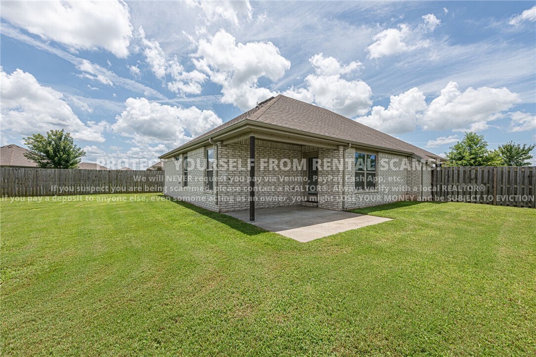 Foto del edificio - 4564 W Wales Dr