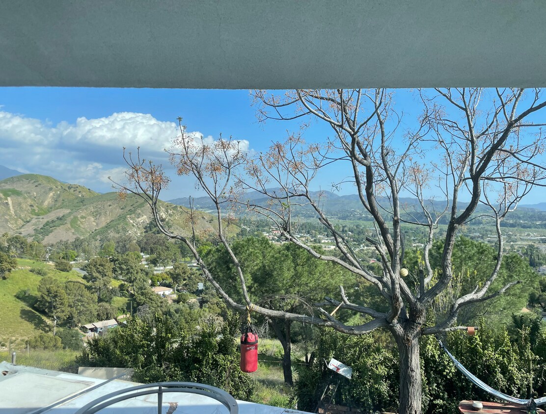 12000 Mountain View Trl, Sylmar, CA 91342 House Rental in Sylmar, CA