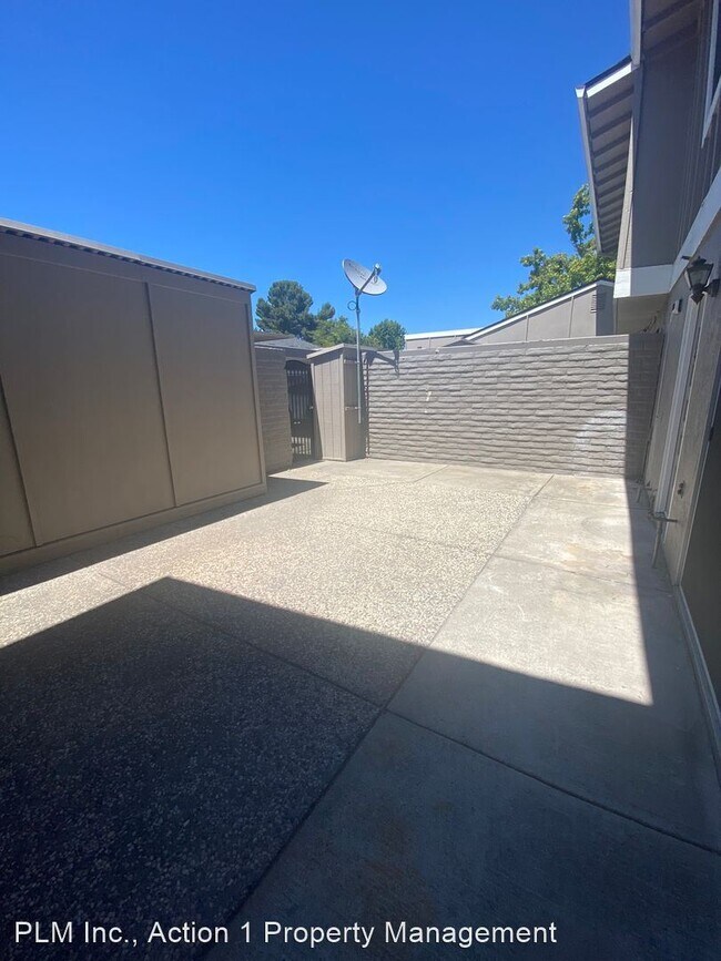 Foto del edificio - 2 br, 1.5 bath House - 3956 Lake TahoeTerrace