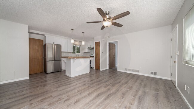 Photo - 2580 W Bijou St Apartment