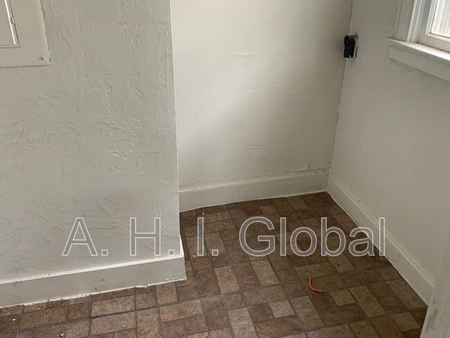 Foto del edificio - 1620 S Hayden St