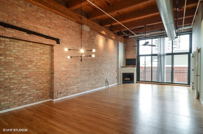 Building Photo - 1727 S Indiana Ave