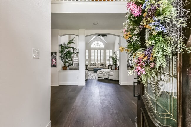 Foto del edificio - 1322 Blackthorne Dr