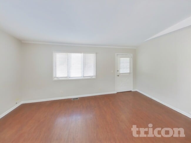 Foto del edificio - 1235 Casa Solana Dr