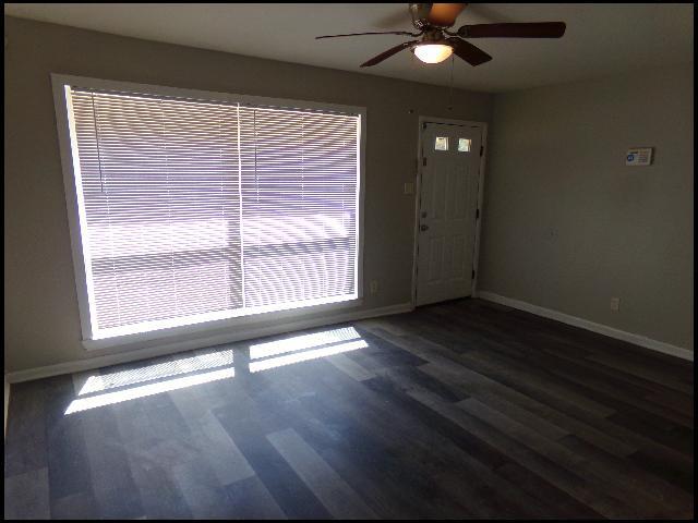 Foto del edificio - 26 S Wakefield Dr