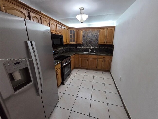 Photo - 10000 NW 80th Ct House