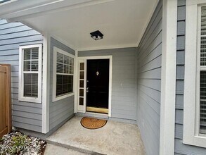 Building Photo - 7755 Mystic Point Ct E