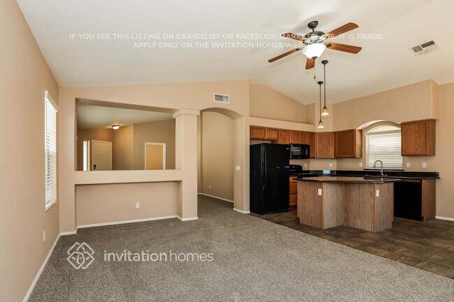 Building Photo - 2626 S 156th Ave