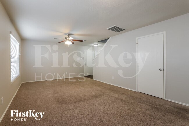 Building Photo - 1511 Oxberg Trail