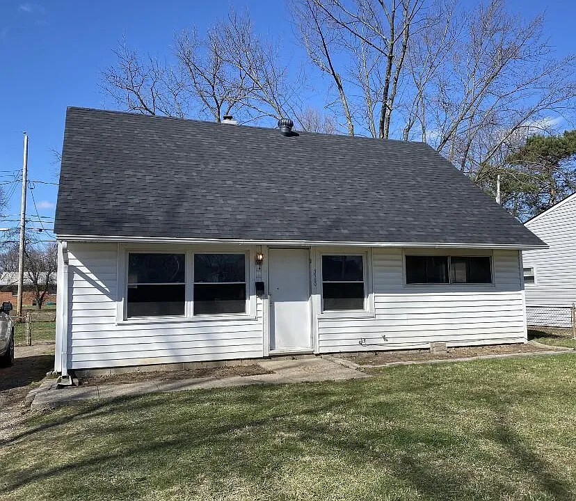 Building Photo - 3960 Dillon Dr