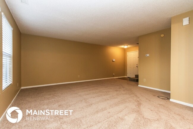 Foto del edificio - 1766 Blue Grass Pkwy