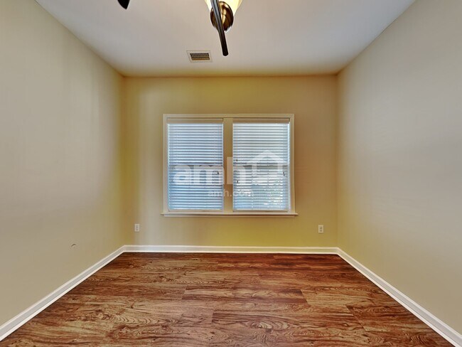 Building Photo - 1117 Arden Trace Court