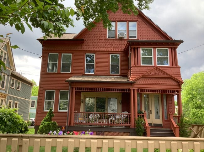 Front House - 494 Winthrop Ave