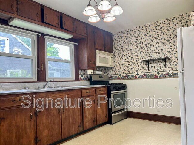 Foto del edificio - 335 Linden Ave