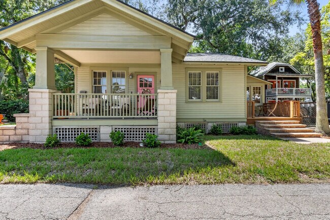 Foto del edificio - 16 1/2 Carrera Street-SI ID1281962P