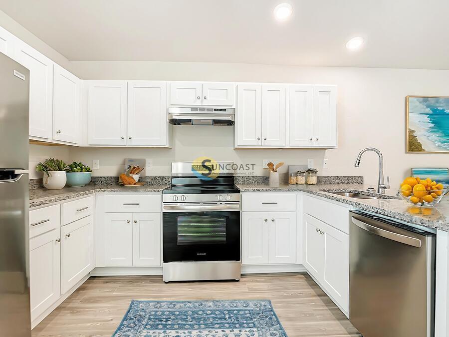 Foto principal - 11048 Reims Ave