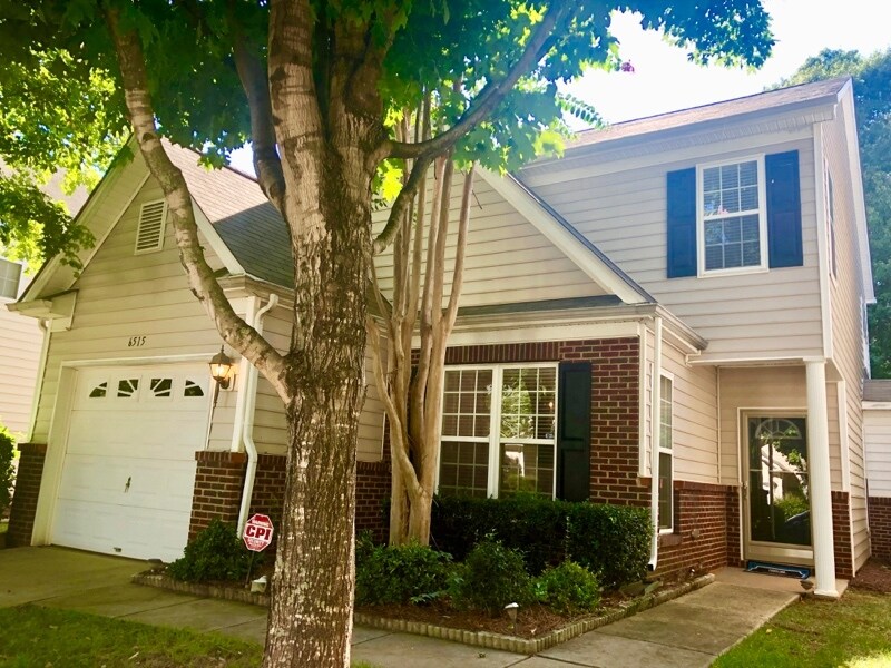 Foto principal - 6515 Avonlea Ct