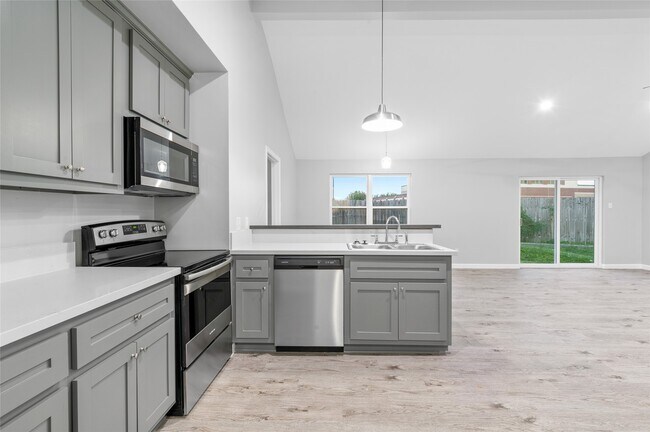 Foto del edificio - 10922 Village Trail Dr