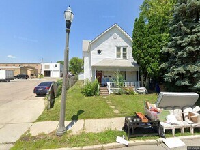 Building Photo - 1612 56th St