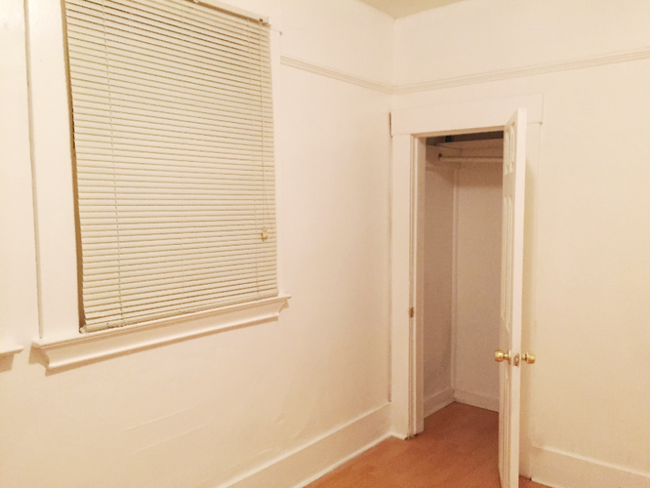 Foto del edificio - 2117 E 21st St