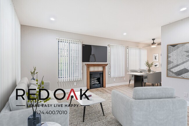 Foto del edificio - 15050 1/2 Moorpark Street-3