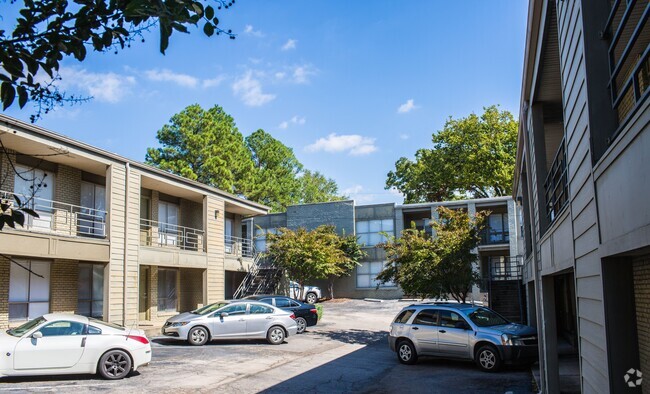 Building Photo - Fox Hall