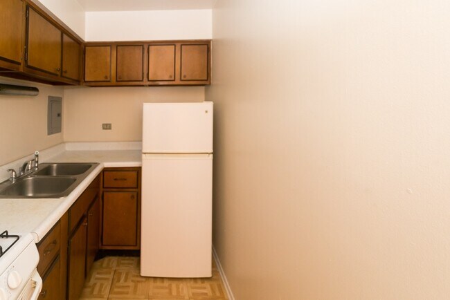 Foto del edificio - 665 W Wrightwood Ave