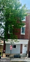 Building Photo - 625 DeKalb St