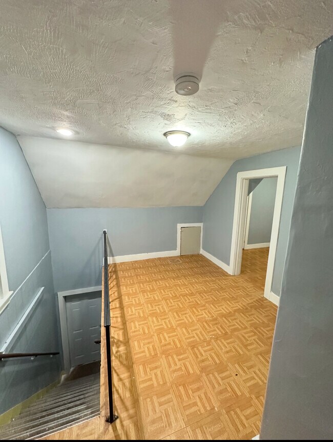 Foto del edificio - 89 Hamlet Ave