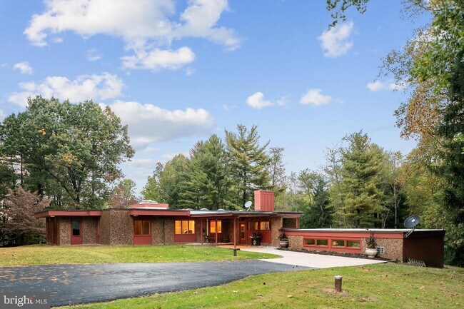 Building Photo - 4723B Reels Mill Rd
