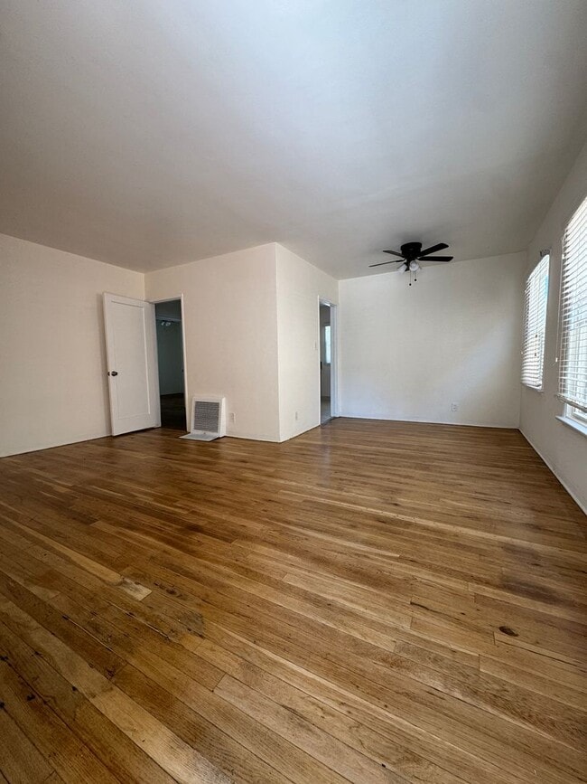 Building Photo - 9045 Cattaraugus Ave