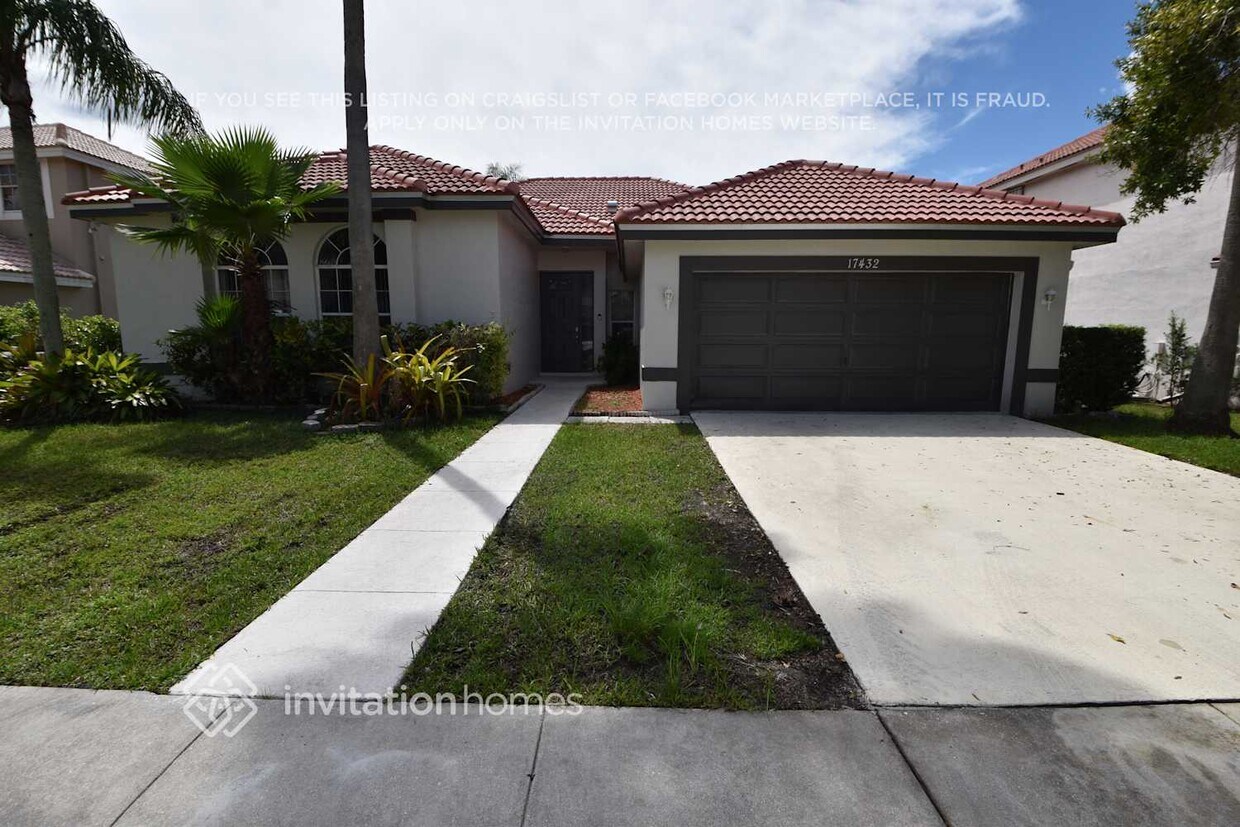 Foto principal - 17432 NW 7th St